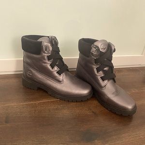 Gorgeous silver Timberland boots with black velvet collar.